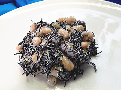 豆とひじきのサラダ