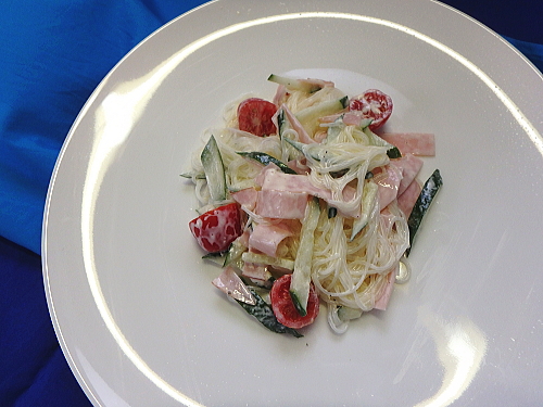 春雨とプチトマトのサラダ