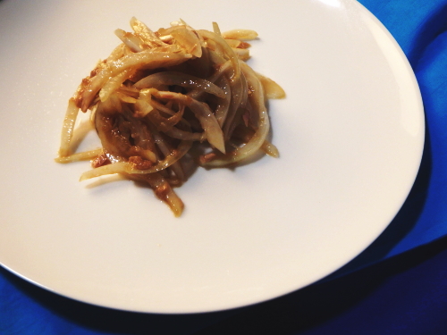 新玉ねぎとツナのサラダ