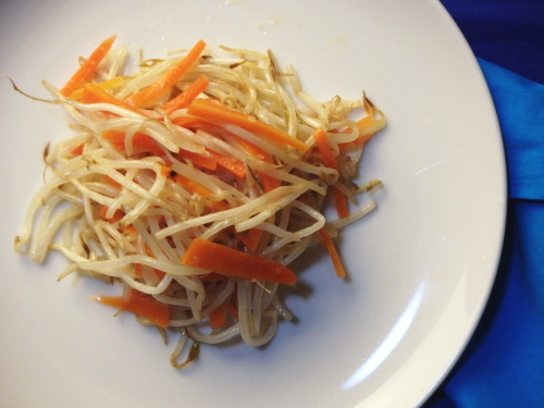 70.もやしとニンジンのナムル