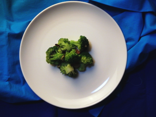 74.ブロッコリーのペペロンチーノ