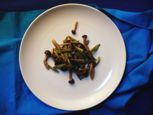 075.きのこたっぷりアスパラガスの炒めマリネ