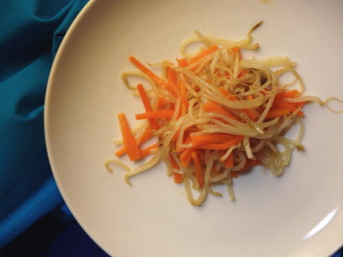 109.レンジで簡単もやしとにんじんのナムル