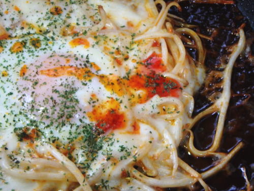 120.フライパンひとつで！もやしのピリ辛巣籠もり卵