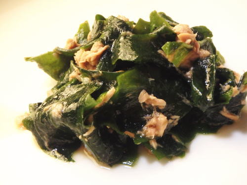 122.くせになるおいしさ　ツナとわかめのごま油和え