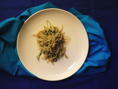 134.豆苗ともやしのオイスター炒め