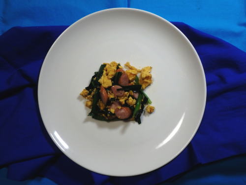 251.ソーセージ入りニラ玉