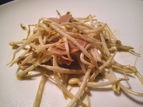 292.レンジで簡単　もやしと魚肉ソーセージのオイマヨ和え