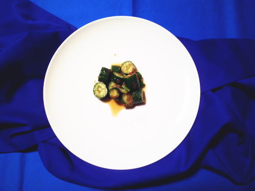 300.たたききゅうりの梅肉和え