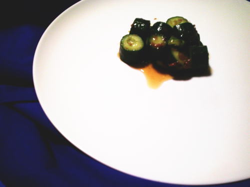 300.たたききゅうりの梅肉和え