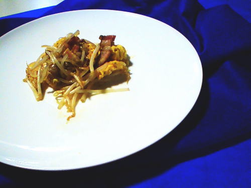 330.もやしとベーコンのピリ辛中華風炒め