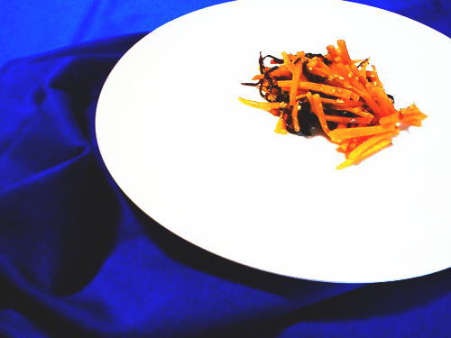 336.にんじんのごま塩昆布和え