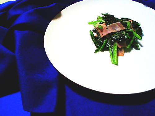 352.小松菜とベーコンのバターソテー