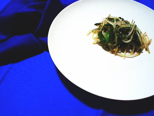 372.しゃきしゃき感が止まらない！もやしとニラの炒め物