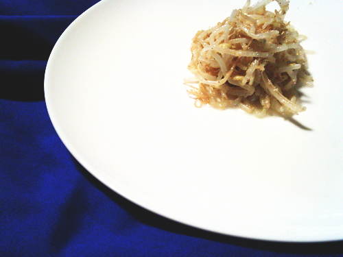 447.ゴマ風味がたまらないレンジで簡単もやしナムル