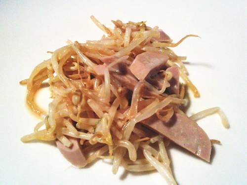 450.レンジで簡単もやしと魚肉ソーセージのオイマヨ和え