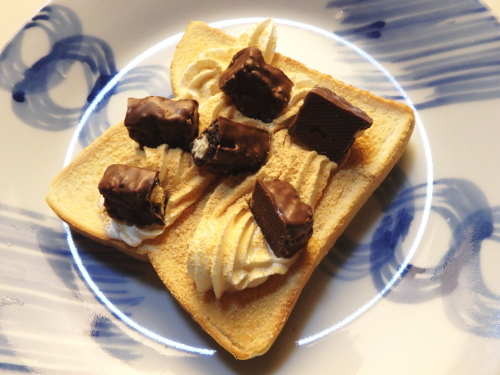 �u���b�N�T���_�[�g�[�X�g�B���Ȃ�