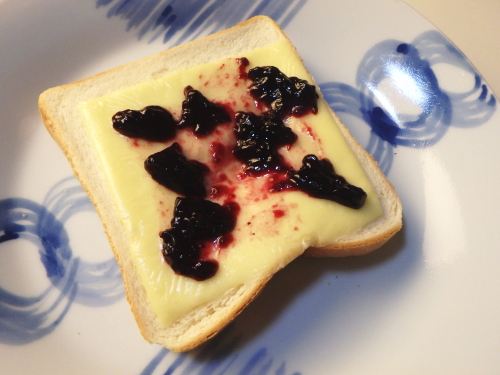 �u���[�x���[�E�`�[�Y�g�[�X�g