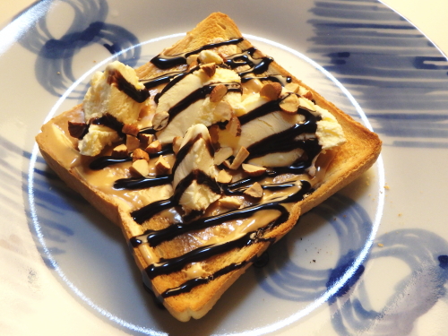 �����g�[�X�g�B�i�b�c�i�b�c�E�`���R���[�g