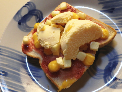 224.�R��̃`�[�Y�g�[�X�g�B����������