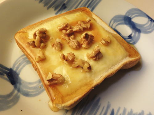 �I���I�E���b�`�g�[�X�g�B�u���[�x���[��