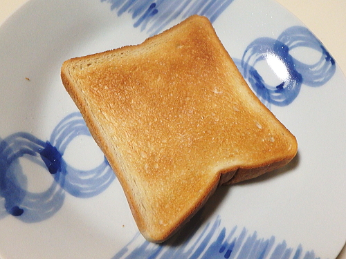 ���g�[�X�g