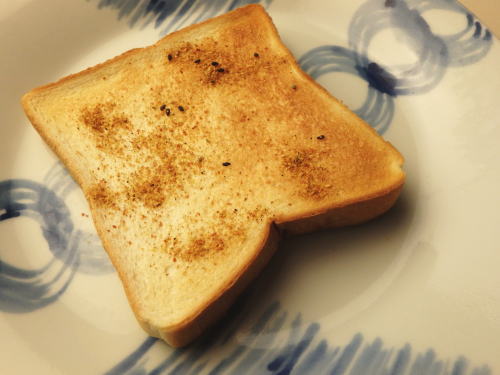 008.�����g�[�X�g