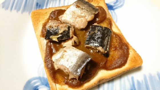 �J���[���΃g�[�X�g