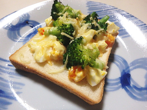 ���ƃu���b�R���[�̃`�[�Y�g�[�X�g