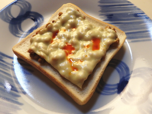 �J���[�[���g�[�X�g�B�`�[�Y