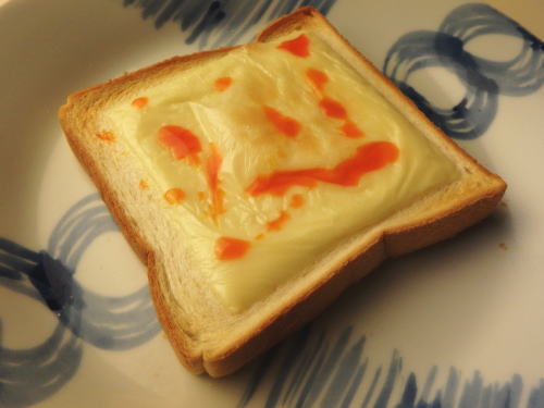 135.HOT�I�Ń`�[�Y�g�[�X�g�B���[��