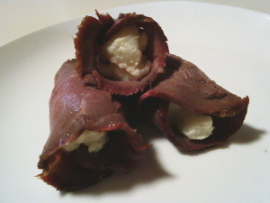 45.ローストビーフのポテサラ巻き(No.1588)