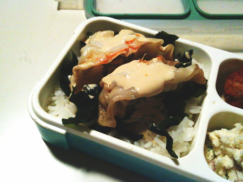 73.餃子とワカメのマヨソース丼(No.1668)