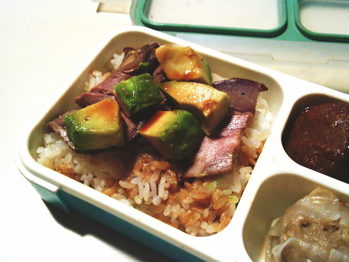 76.ローストビーフの大葉とクリームチーズ巻き（No.1673）