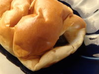 43.ヤマザキ　ミルクチョコクリーム　コロネ