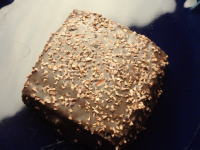 51.セブン カカオニブとジャンドゥーヤのブラウニー