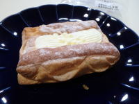 168.ホワイトチョコレートクリームデニッシュ