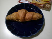 189.フジパン クロワッサンサンド 生チョコ