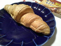 189.フジパン クロワッサンサンド 生チョコ