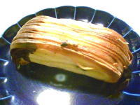 205.ローソン バター香るパンスイス チョコ&カスタード