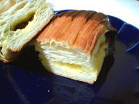 205.ローソン バター香るパンスイス チョコ&カスタード