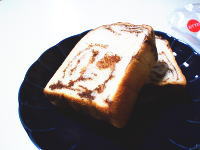 216.セブン しっとり生地のチョコ食パン