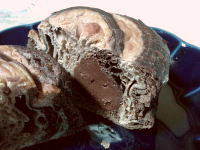 227.ローソン 黒い濃厚ショコラロール