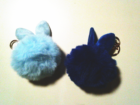 ３２）ポンポンファーチャーム