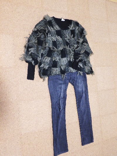 24)500円ドルマンのフリンジセーター2