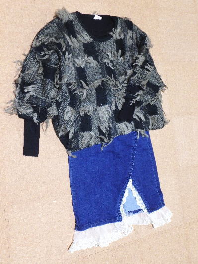 24)500円ドルマンのフリンジセーター2