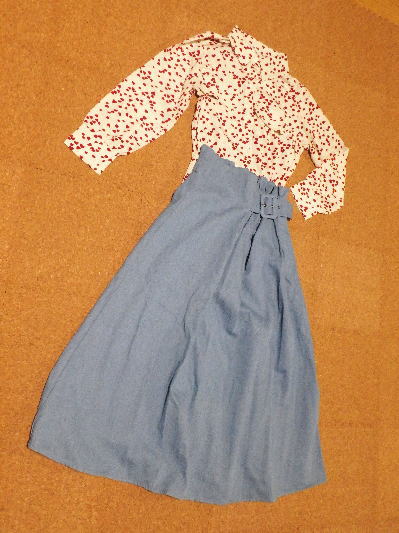 ２６）600円ハートのドットブラウス２