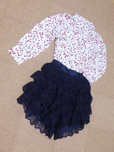 ２６）600円ハートのドットブラウス２