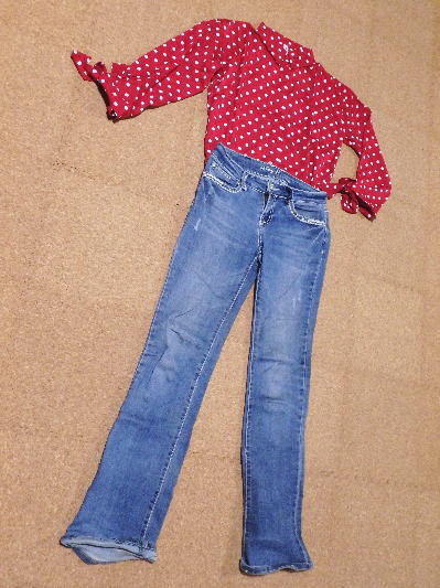 ２８）600円ドッドブラウス赤２