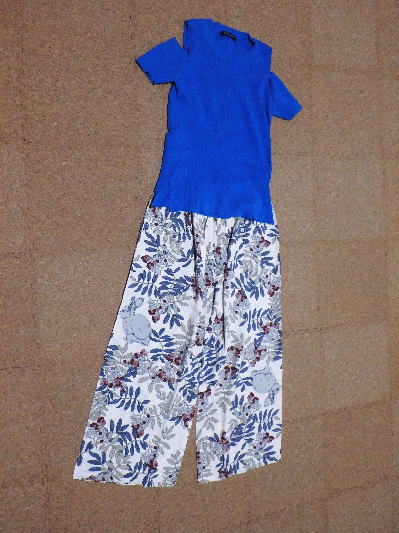 399円花柄パンツ